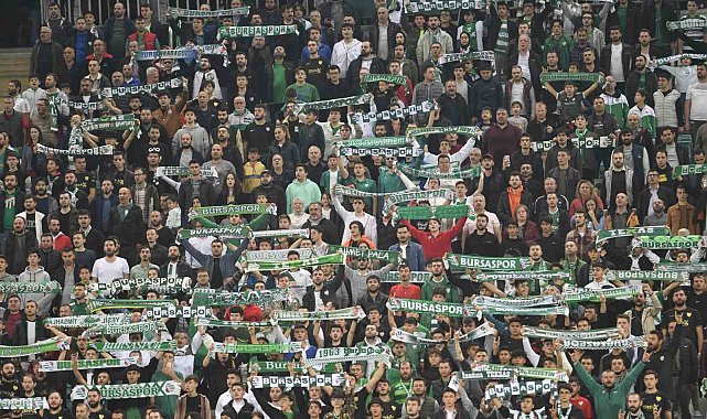 Bursaspor, deplasmanda 1 maç seyircisiz oynama cezası aldı