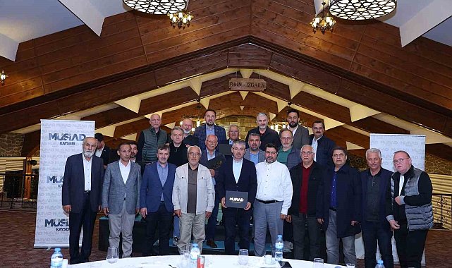 Büyükkılıç, MÜSİAD'lı işadamları ile buluştu