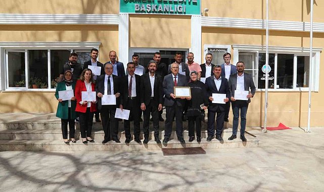 Çameli'nde 3. kez göreve seçilen Başkan Arslan mazbatasını aldı