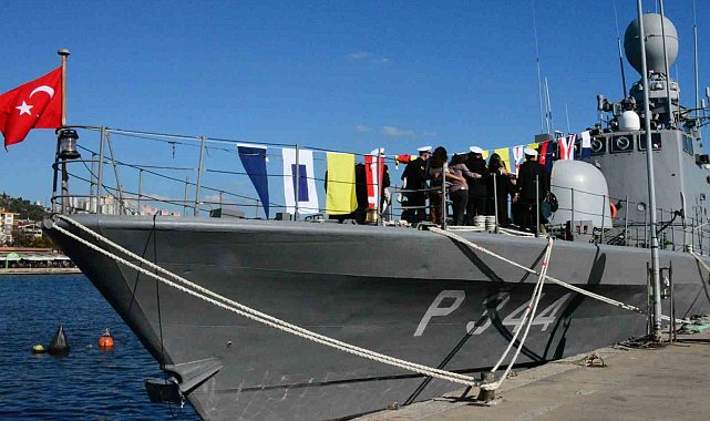 Çanakkale'de 23 Nisan'da Deniz Kuvvetlerine ait gemiler halkın ziyaretine açılacak