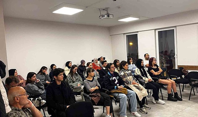 Ceren Özdemir Adalar Gençlik Merkezi 'Hollandaca Atölyesi' düzenleyecek