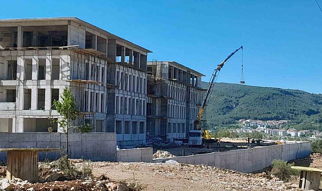 Çevre Şehircilik ve İklim Değişikliği İl Müdürlüğü'nün yeni binası tamamlanıyor