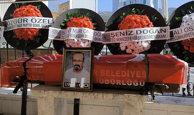 CHP'nin çöken balkonundan düşüp ölen ilçe başkan yardımcısı toprağa verildi