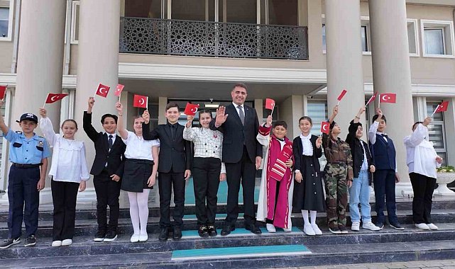 Çocuklar atıklardan oyuncak müzesi kurulmasına karar verdi