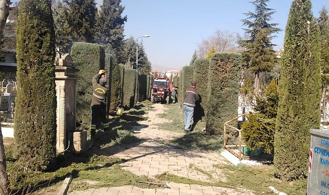 Çorum'da mezarlıklar bayrama hazırlanıyor