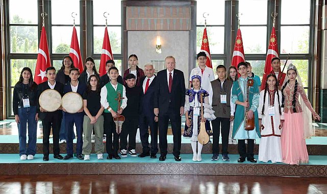 Cumhurbaşkanı Erdoğan, çocukları kabul etti