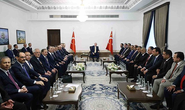 Cumhurbaşkanı Erdoğan, Irak Türkmen toplumu ve Irak Sünni toplumu temsilcilerini kabul etti