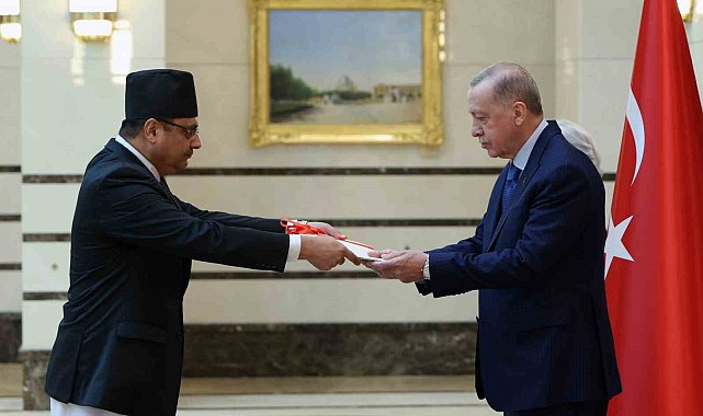 Cumhurbaşkanı Erdoğan'a 7 ülkenin büyükelçisinden güven mektubu