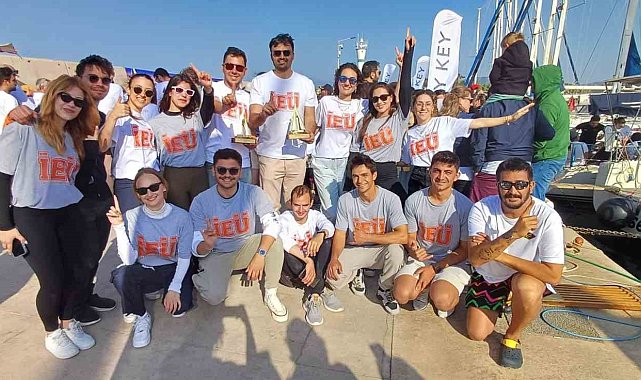 Denizde 'İzmir Ekonomi' rüzgarı