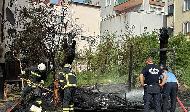 Depo olarak kullanılan alan küle döndü