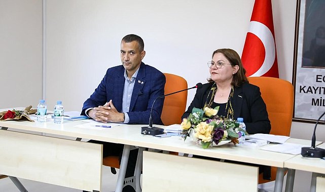 Didim'de Gençay'ın başkanlığında ilk meclis toplantısı yapıldı