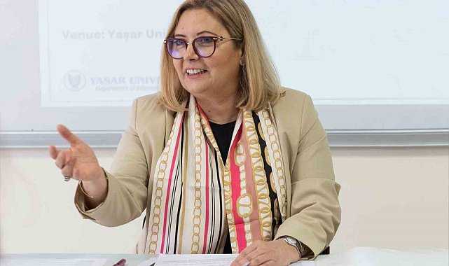 Dışişleri Bakanlığı İzmir Temsilcisi Kaya: "Vize sorunu geçici bir süreç"