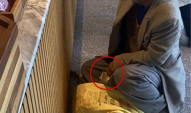 Diyarbakır'da kafede hasılatını tüm yapan dilenci kamerada