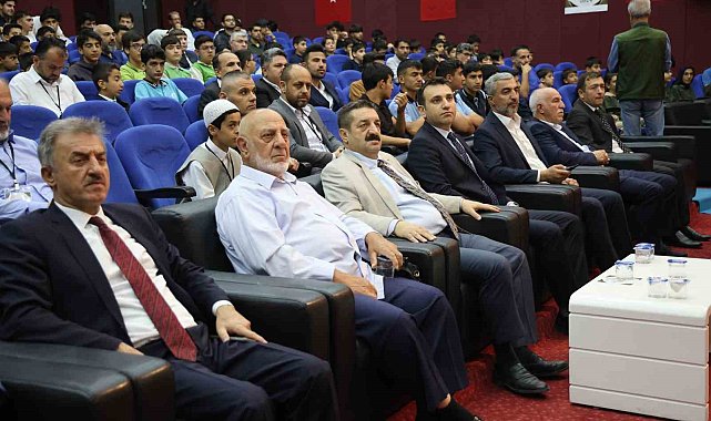 Elazığ&#039;da Genç Sada Kur&#039;an-ı Kerim&#039;i Güzel Okuma Yarışması