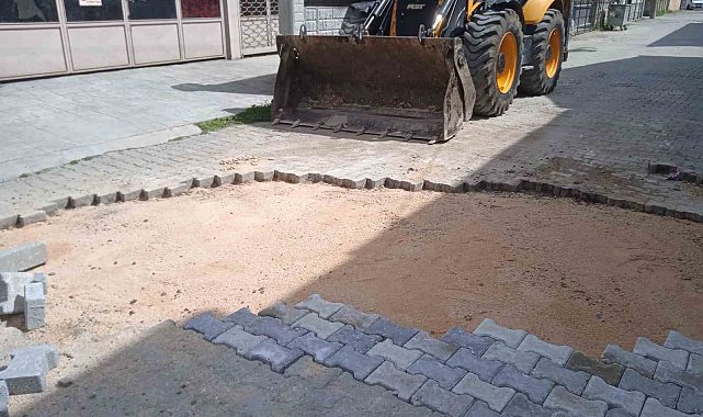 Erenler'de fen işleri ekipleri sahada