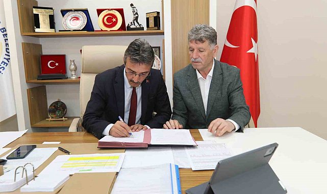 Erenler'de SDS imzaları atıldı
