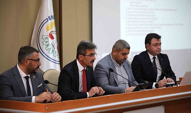 Erenler'de yeni dönemin ilk meclis toplantısı yapıldı