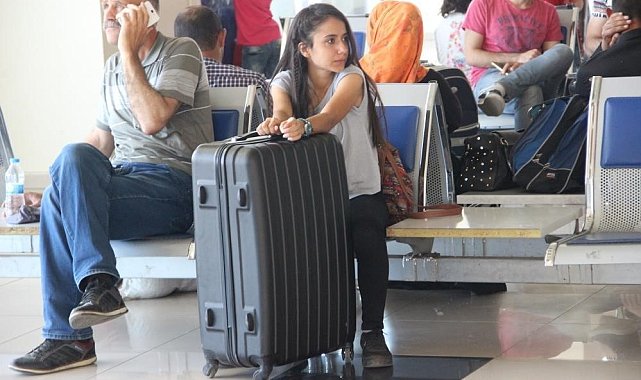 Erzincan Otogarında bayram hareketliliği