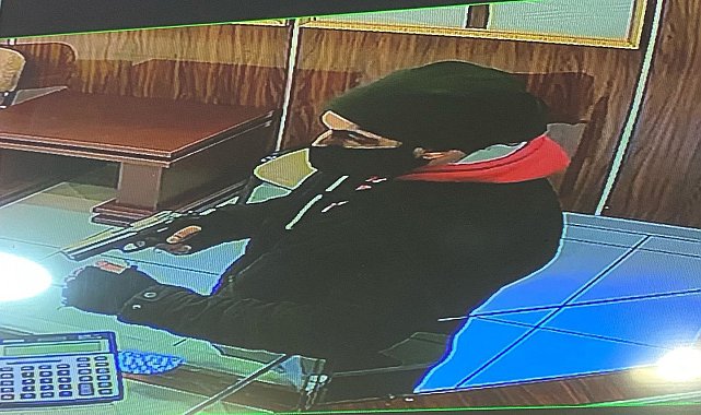 Esenyurt'ta silahlı soygun girişiminde bulunan acemi hırsız yakalandı