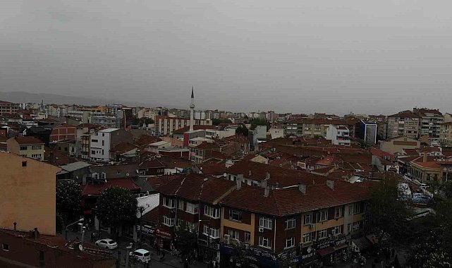 Eskişehir'de toz taşınımının etkisi havadan görüntülendi