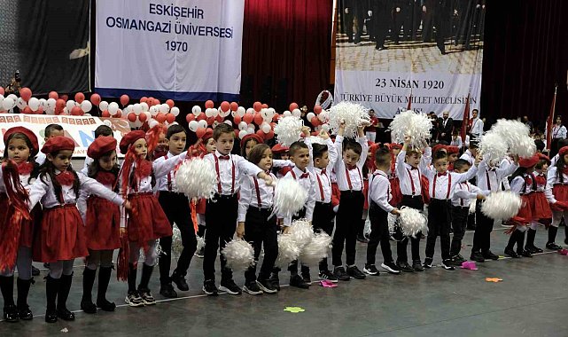 ESOGÜ'de düzenlenen törenle çocuk bayramı coşkuyla kutlandı