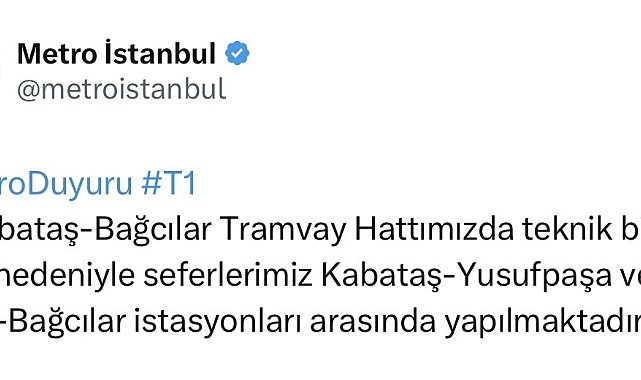 Fatih'te tramvay arızalandı, aksayan seferler nedeniyle yolcular raylardan yürüdü