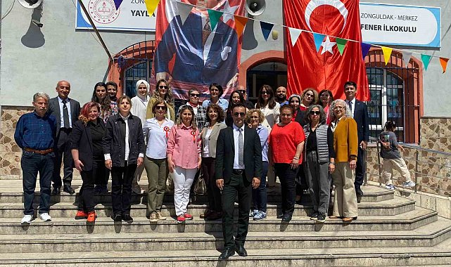 Fener İlkokulu'nda 23 Nisan coşkusu