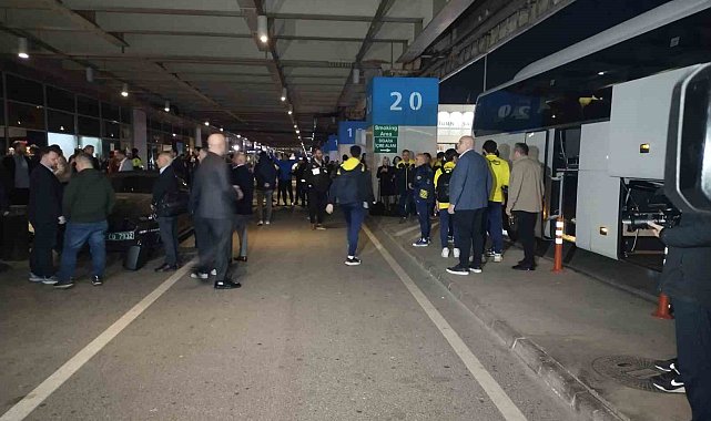Fenerbahçe kafilesi İstanbul'a geldi