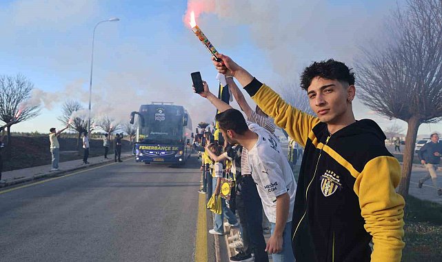 Fenerbahçe'ye Sivas'ta coşkulu karşılama