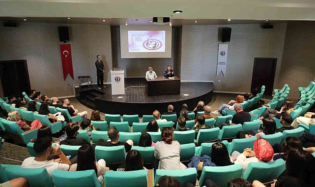 GAÜN'de Üniversitelerde Türk Müziği Eğitimi ve Güncel sorunlar çalıştayı