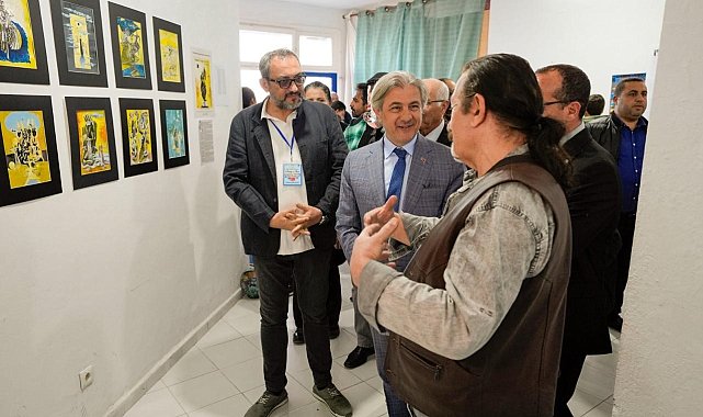 GAÜN&#039;lü akademisyen Tunus&#039;ta sergi açtı