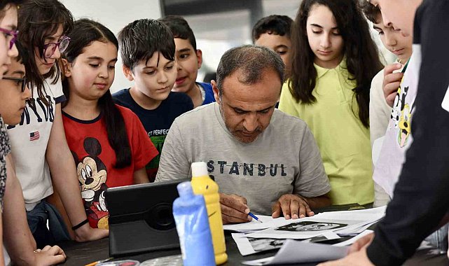 Geleceğin bilim insanları ve ressamları Esenyurt'ta yetişiyor