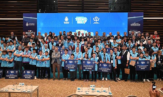 Geleceğin teknoloji liderleri TEKNO-SEL'de ödüllerini aldı