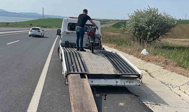 Gelibolu'da polis ekiplerinin motosiklet denetimleri sürüyor