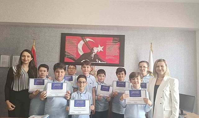 GKV Ortaokulu Zeka Oyunları Şampiyonasında Türkiye finallerinde