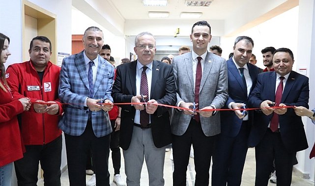 Gümüşhacıköy Hasan Duman MYO'da Kızılay Butik Mağazası açıldı