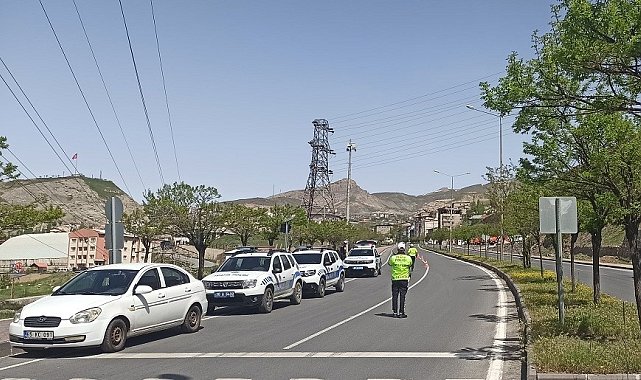Hakkari'de drone ile trafik denetimi