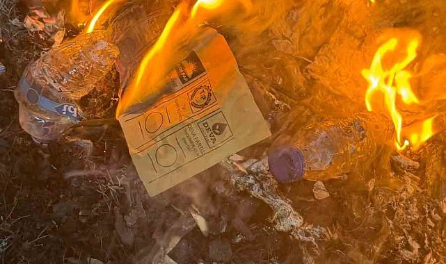 Halfeti'de AK Parti'ye mühür basılmış yanmış oy pusulaları bulundu