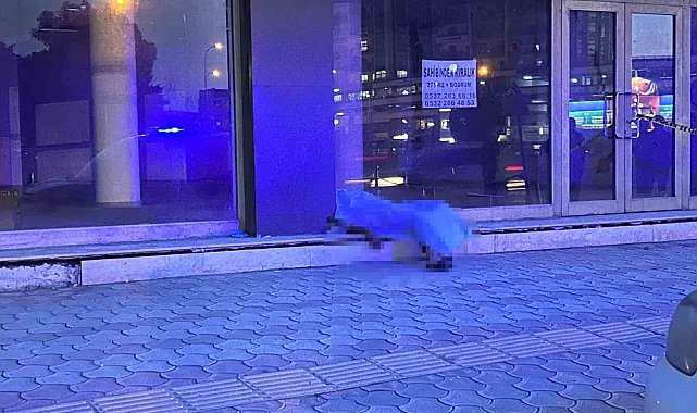 Hatay'da bir kişi kaldırımda ölü bulundu