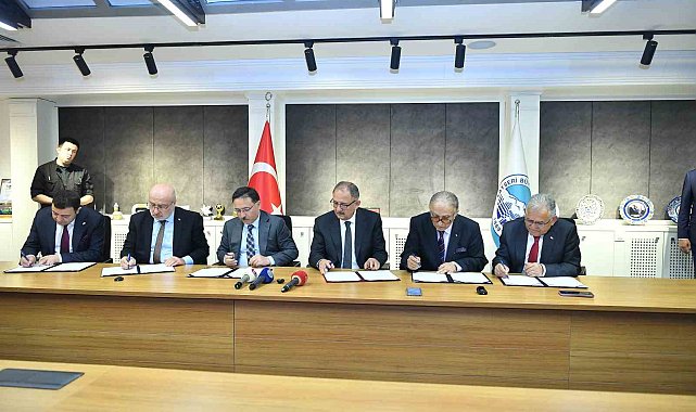 Hayırsever işbirliği ile 'OSB Teknik Kampüsü' için imzalar atıldı