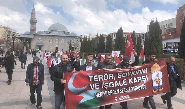 Hekimlerin Filistin için sessiz yürüyüşleri devam ediyor