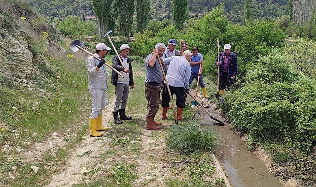 Hisarcık Hamamköy'de imece usulü sulama kanalı temizliği