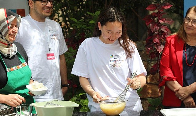 İletişim ve tasarım festivalinde yöresel lezzetler tanıtıldı