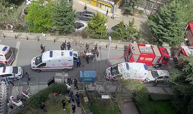 İstanbul Valiliği'nden gece kulübündeki yangına ilişkin açıklama: "Hayatını kaybedenlerin sayısı 7, 6'sı ağır 9 kişi yaralı"
