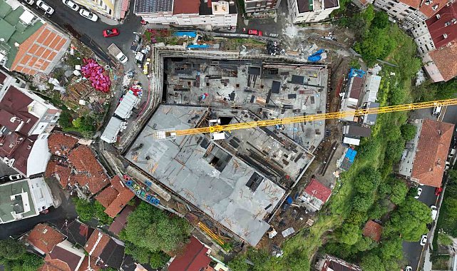 İstanbul'daki depreme karşı yeniden yapılan okullarda "çalışmalar ağır gidiyor" iddiası