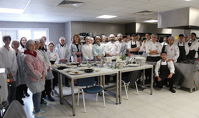 İzmir'de lezzet ve estetik bir araya geldi