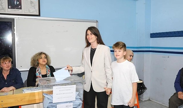 İzmir'e 33'lük iki başkan