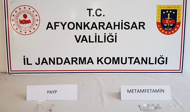 Jandarma uyuşturucu satışını suçüstü yaptı