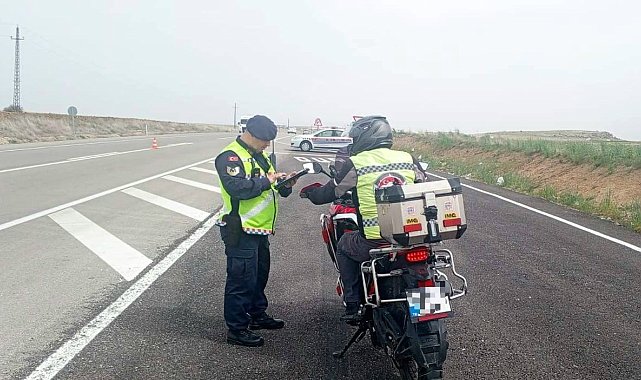 Jandarmadan motosiklet sürücülerine sıkı denetim