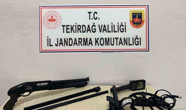 Jandarmanın kaçak kazı operasyonunda 12 kişi yakalandı